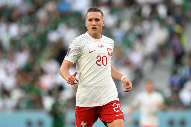 九游-泽林斯基：我不知道是否还想看本届世界杯，但主帅留任是个好消息